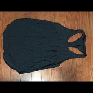 Lululemon Charcoal Grey — Size 6 — Pocket Tank Top
